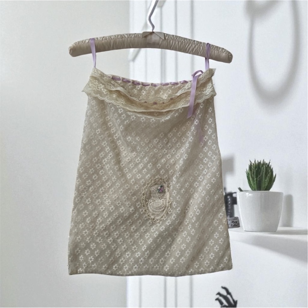 Vintage Lace hanger and lingerie bag - Picture 2 of 10